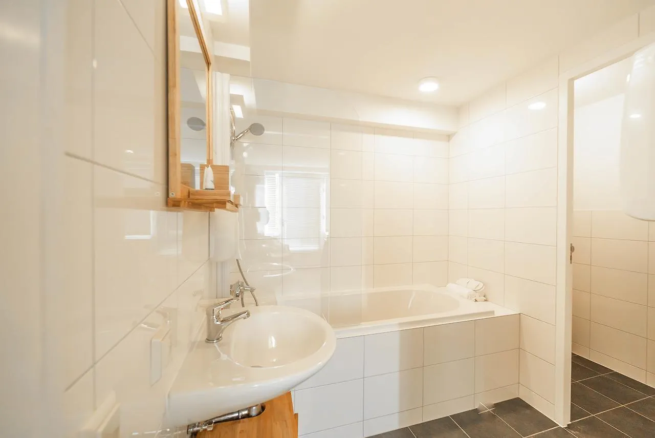 Zeta Beds Bed & Breakfast The Hague 2*,  Netherlands