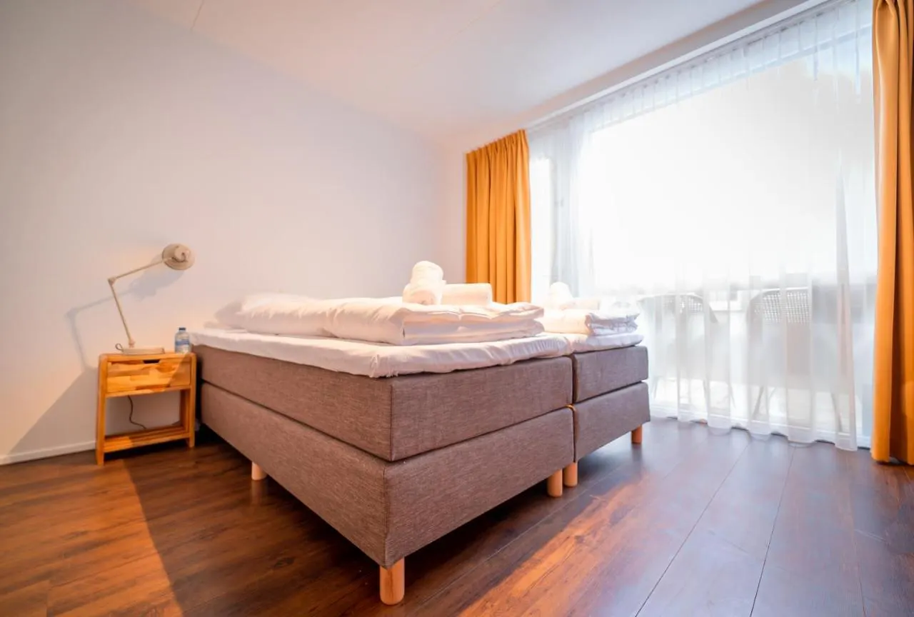 ** Alojamento de Acomodação e Pequeno-almoço Zeta Beds Acomodação com café da manhã Haia Países Baixos
